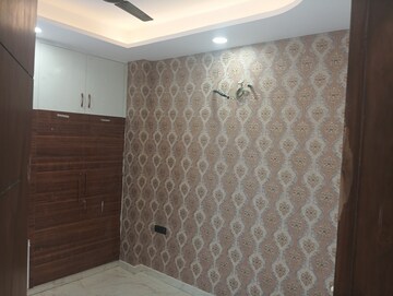 Room in 3 BHK Builder Floor at Sector 89 – for Sale
