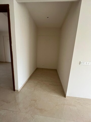 Room in 2 BHK Builder Floor at Smart World Gems, Sector 89 – for Sale