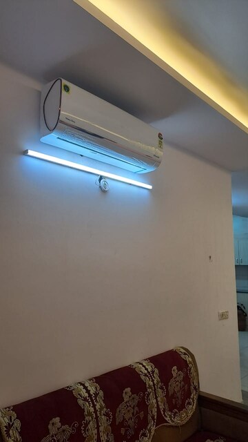 Room in 3 BHK Builder Floor at SS Mayfield Gardens, Sector 51 – for Sale