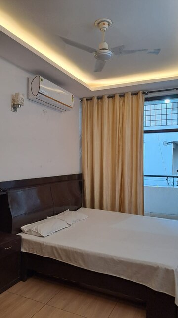 Room in 3 BHK Builder Floor at SS Mayfield Gardens, Sector 51 – for Sale