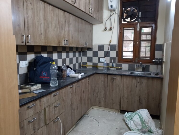Kitchen, ip extension 3 Bedroom 1200 Sq.Ft. Apartment In Ip Extension Delhi 7734293