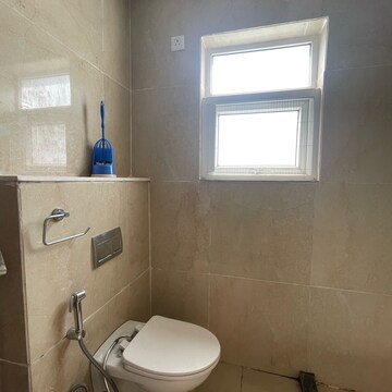 Bathroom in 4 BHK Villa at BPTP Amstoria, Sector 102 – for Sale