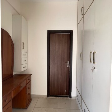 Bathroom in 4 BHK Villa at BPTP Amstoria, Sector 102 – for Sale