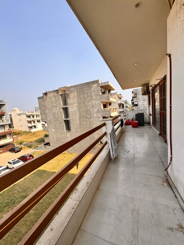 Balcony in 4 BHK Builder Floor at Sushant Lok 2, Sector 57 – for Sale