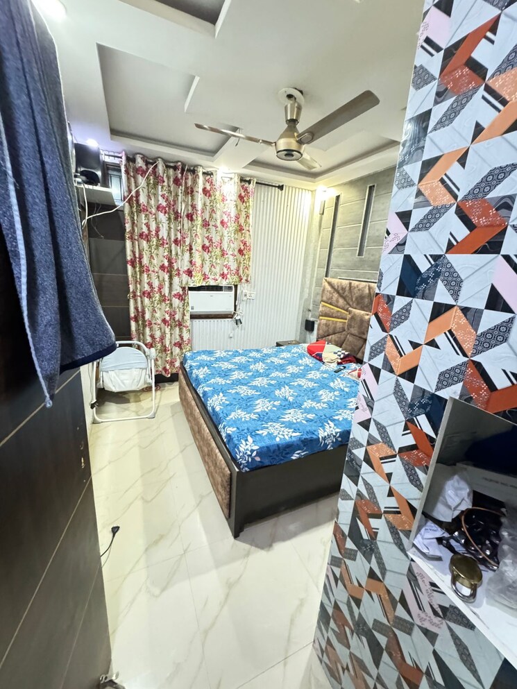 Master Bedroom, dwarka mor 3 Bedroom 900 Sq.Ft. Builder Floor In Dwarka Mor Delhi 7734606