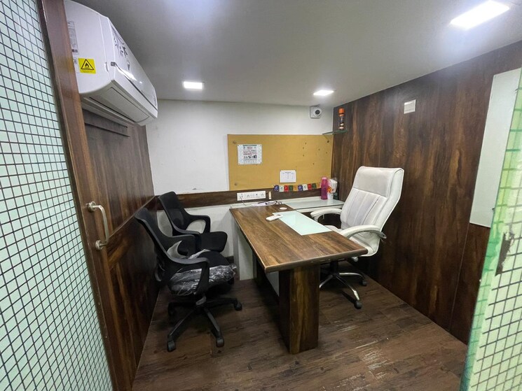 Team Area, shree-kamdhenu-estate Commercial Office Space 1000 Sq.Ft. In Malad West Mumbai 7734587