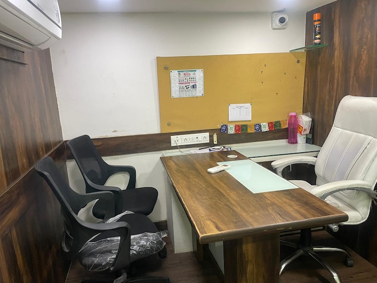 Team Area, shree-kamdhenu-estate Commercial Office Space 1000 Sq.Ft. In Malad West Mumbai 7734587