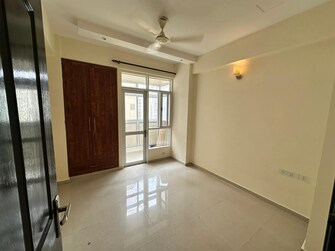 2 BHK Apartment For Resale in Ajnara Homes Sector 16b Greater Noida Greater Noida  7734694