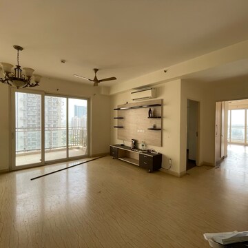 Room in 3 BHK Apartment at Conscient Heritage Max, Sector 102 – for Sale