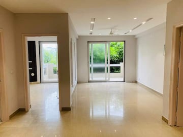 Room in 4 BHK Apartment at Ireo Victory Valley, Sector 67 – for Sale