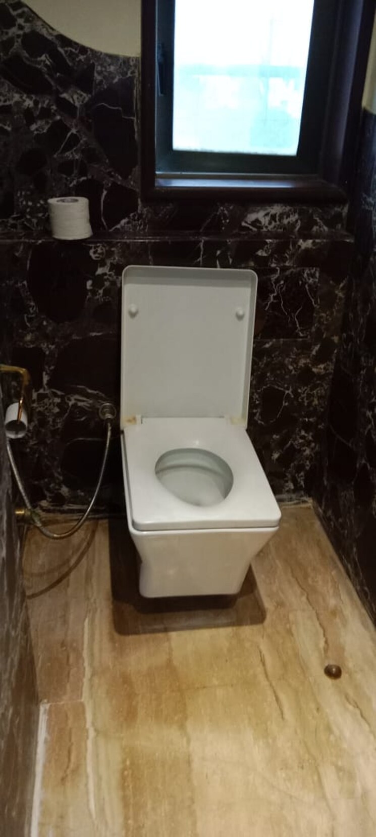 Bathroom, om-palace-pali-hill 2 Bedroom 450 Sq.Ft. Apartment In Pali Hill Mumbai 7734850