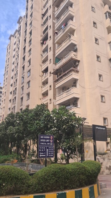 3.5 BHK Apartment – Exterior View View at Amrapali Silicon City, Sector 76 - for Sale