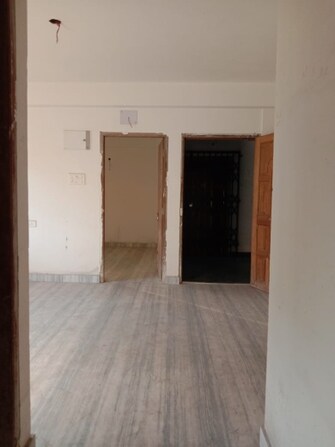 2 BHK Apartment For Resale in Chinar Park Kolkata  7735214