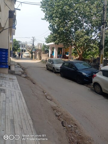 Parking in 3 BHK Builder Floor at Sodala – for Sale