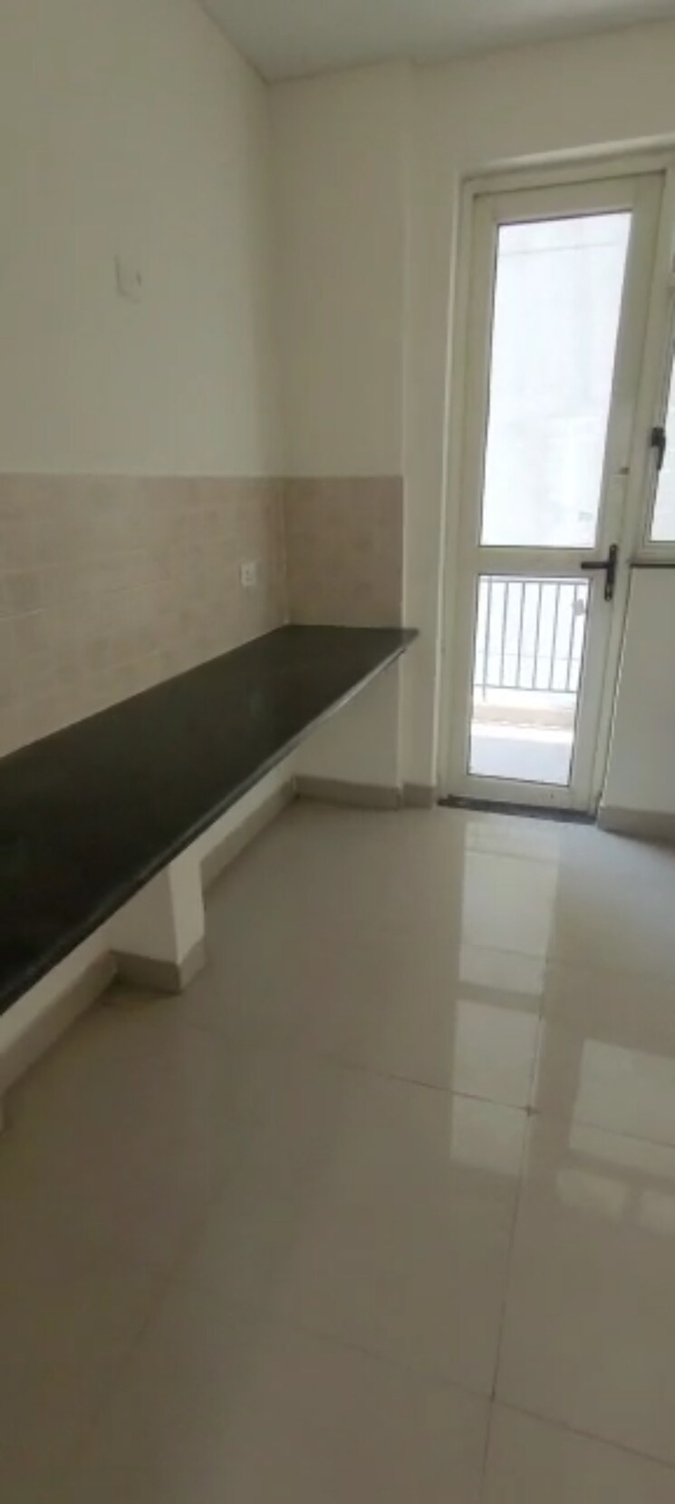 Kitchen, imperia-esfera 3.5 Bedroom 2035 Sq.Ft. Apartment In Sector 37c Gurgaon 7735603