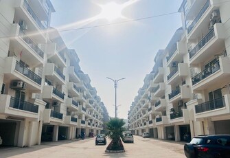 3 BHK Apartment For Resale in Bollywood Esencia Ghazipur Zirakpur  7735592