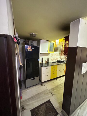 Kitchen in 2 BHK Apartment at Patparganj – for Rent
