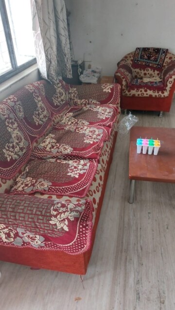 Furnished Amenities in 3 BHK Apartment at Bhosle Nagar – for Rent