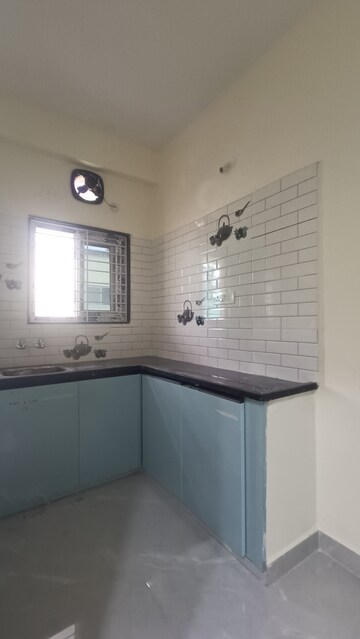 Room in 1 BHK Apartment at Kondapur – for Rent