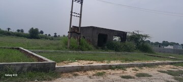  Plot For Sale in Bhopani Village