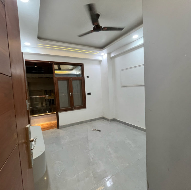 Kitchen, sector 104 3 Bedroom 1500 Sq.Ft. Builder Floor In Sector 104 Noida 7736901