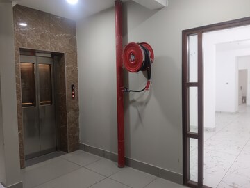 Lift in 3 BHK Apartment at Vennala – for Sale