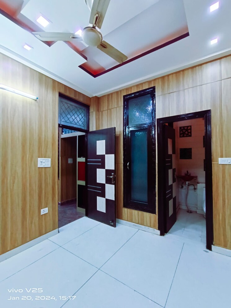 Room, vasundhara sector 5 2 Bedroom 50 Sq.Mt. Builder Floor In Vasundhara Sector 5 Ghaziabad 7737149