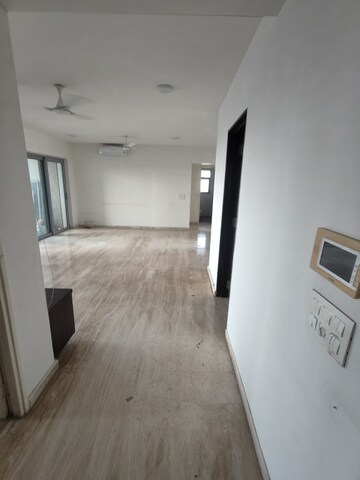 3 BHK Apartment For Sale in Runwal Elegante, Andheri West