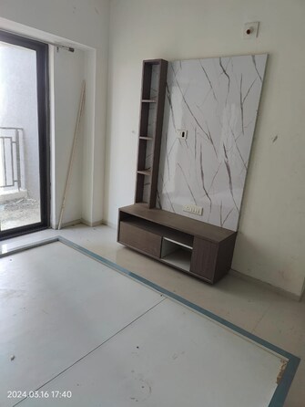 2 BHK Apartment For Rent in Vaishnodevi Circle Ahmedabad  7737464