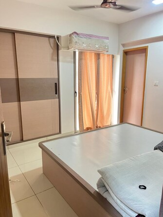 2 BHK Apartment For Rent in Vaishnodevi Circle Ahmedabad  7737464