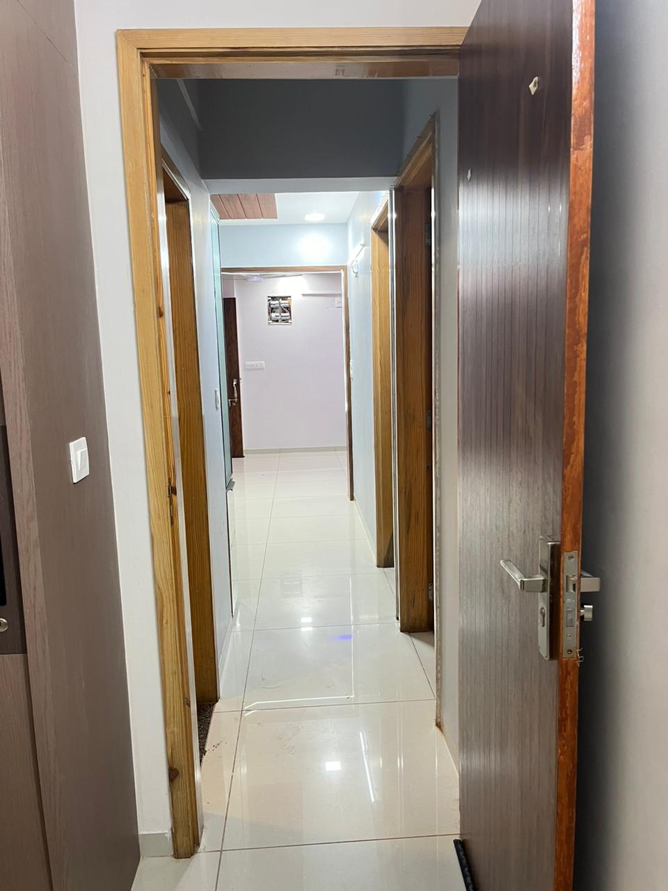 3 BHK Apartment For Rent in Vaishnodevi Circle Ahmedabad  7737561