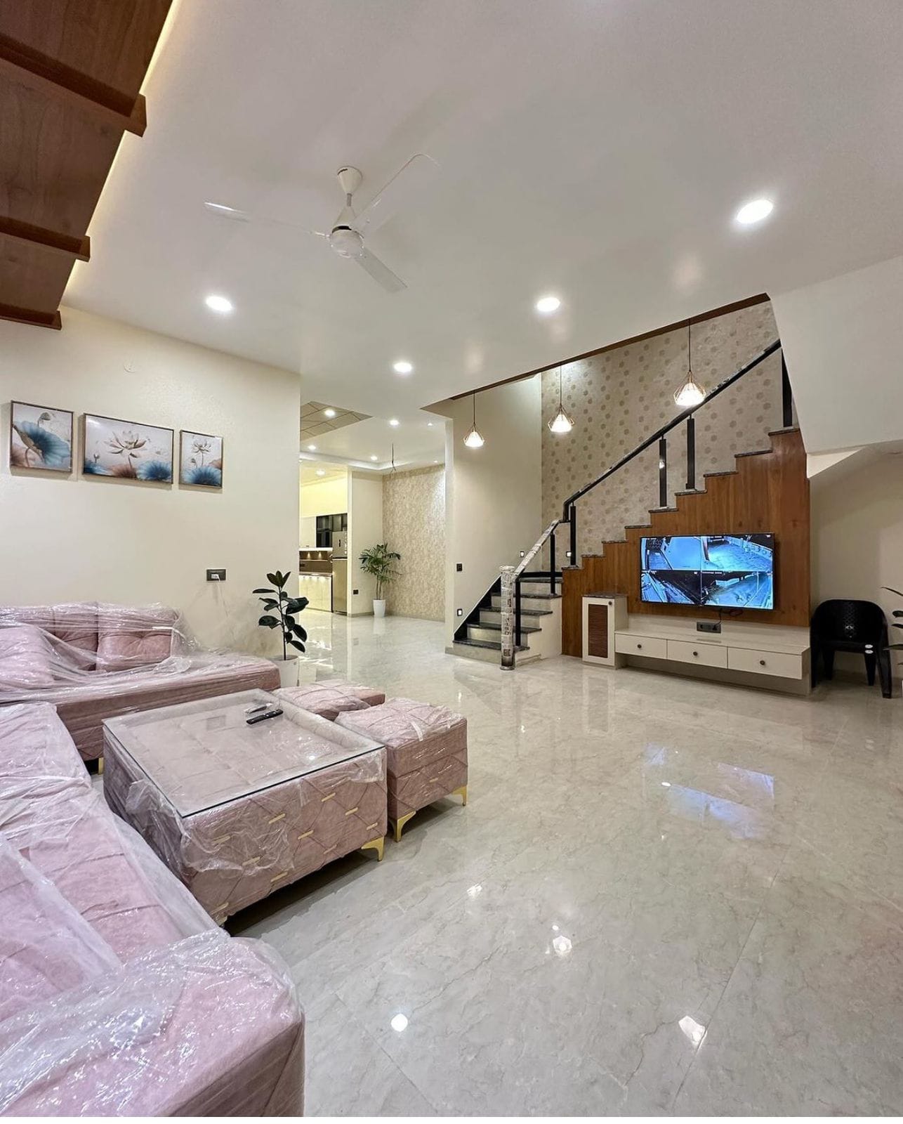 Resale 6+ Bedroom 200 Sq.Yd. Independent House in Anangpur Faridabad
