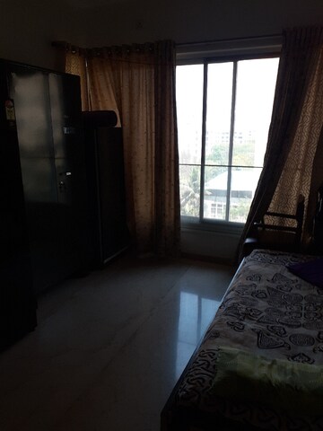 Living Room in 2 BHK Apartment at Sector 70 – for Rent