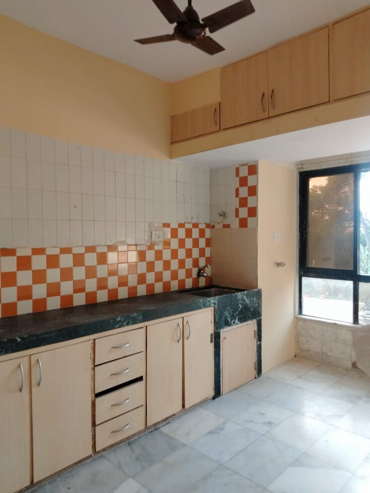 Kitchen, ganga-bhavan 1 Bedroom 700 Sq.Ft. Apartment In Versova Mumbai 7737805
