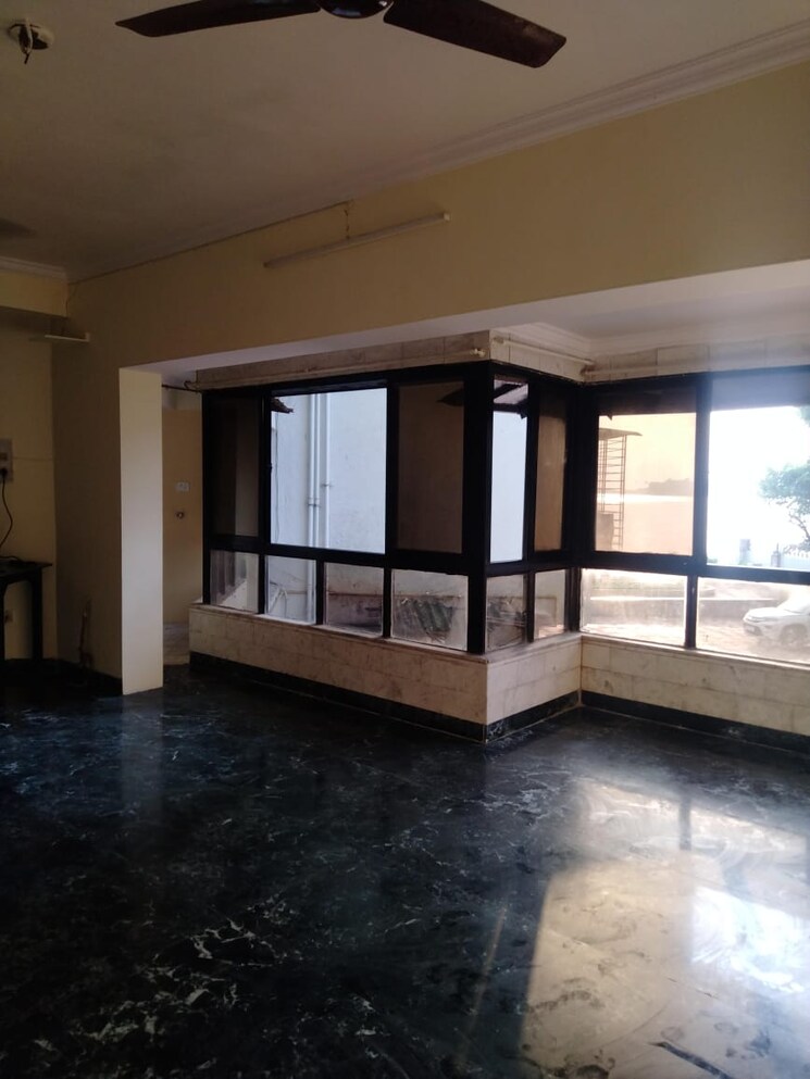 Room, ganga-bhavan 1 Bedroom 700 Sq.Ft. Apartment In Versova Mumbai 7737805