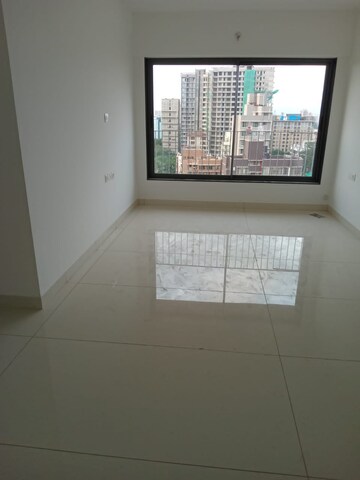 Room in 3 BHK Apartment at Arkade Crown, Borivali West – for Sale