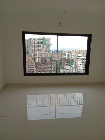 Room in 3 BHK Apartment at Arkade Crown, Borivali West – for Sale