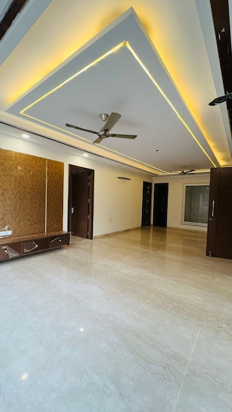 3 BHK Apartment For Rent in Santacruz West Mumbai  7737950