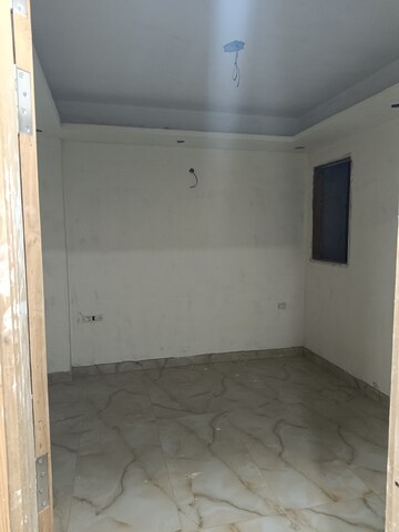 Room in 3 BHK Builder Floor at Chattarpur – for Sale