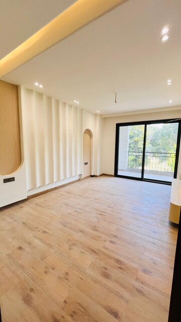 Room in 4 BHK Builder Floor at Ansal API Esencia, Sector 67 – for Sale