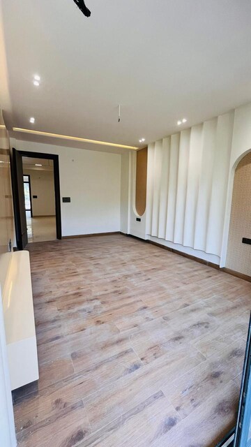 Room in 4 BHK Builder Floor at Ansal API Esencia, Sector 67 – for Sale