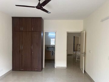 Room in 2 BHK Apartment at Emaar The Palm Drive-Palm Studios, Sector 66 – for Sale