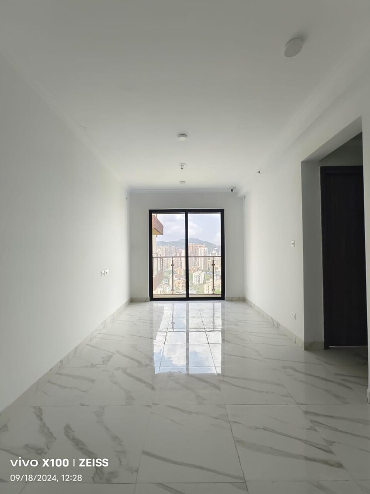 Room, risland-the-icon 2 Bedroom 670 Sq.Ft. Apartment In Dhokali Thane 7738346