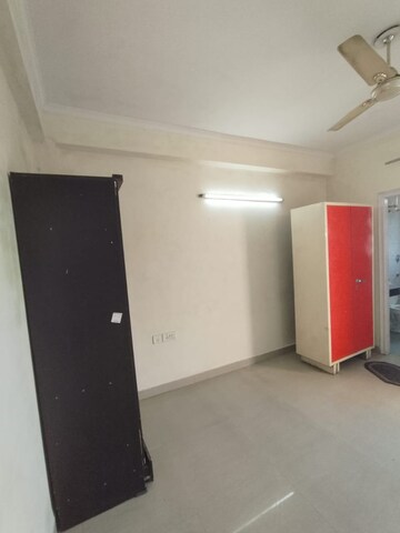 Room in 3 BHK Builder Floor at Mayfield Garden – for Sale