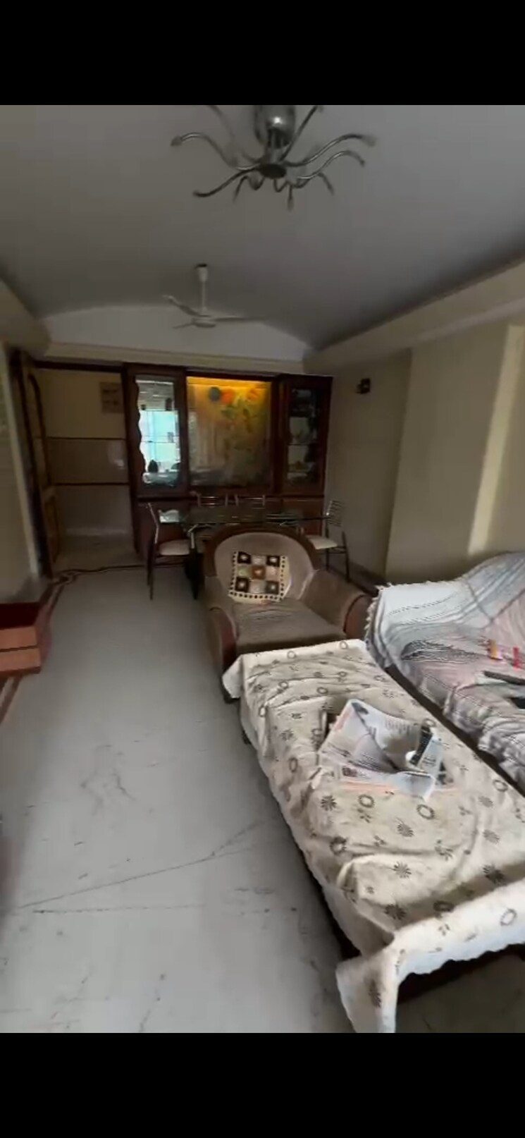  Parking, moru-mahal-apartment 2 Bedroom 500 Sq.Ft. Apartment In Pali Hill Mumbai 7738706