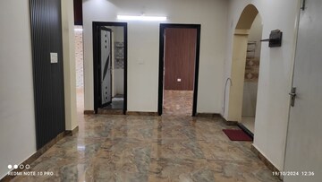 Room in 3 BHK Apartment at Auric City Homes, Sector 82 – for Rent