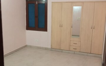 2 BHK Builder Floor For Sale in Indrapuram