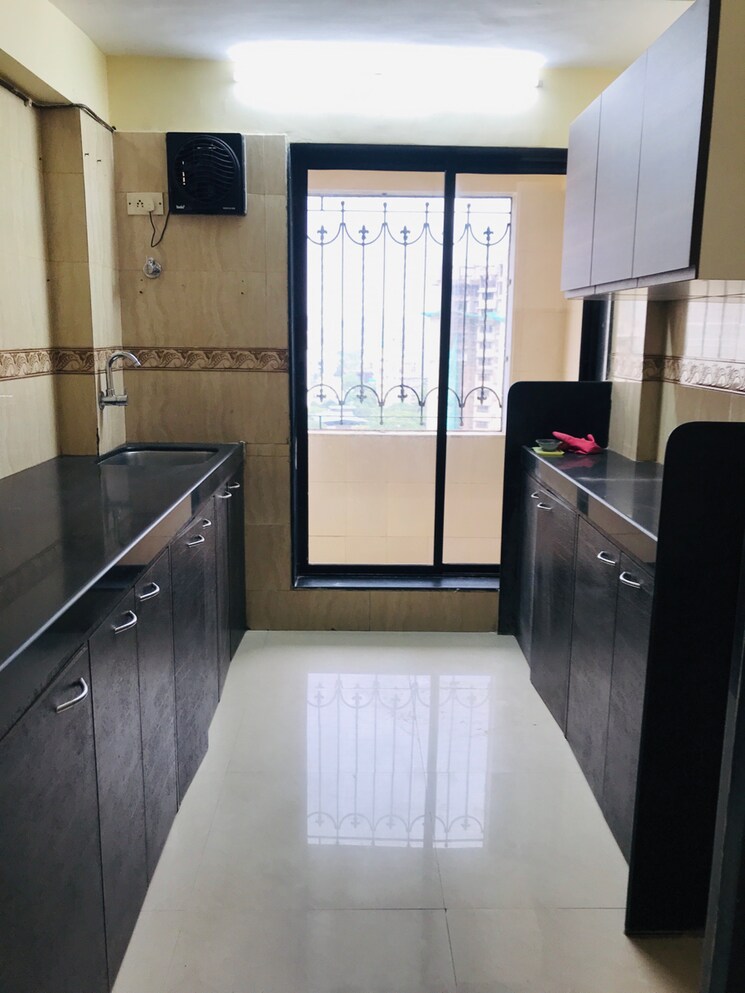 Kitchen, romell-empress 2 Bedroom 610 Sq.Ft. Apartment In Ic Colony Mumbai 7740668