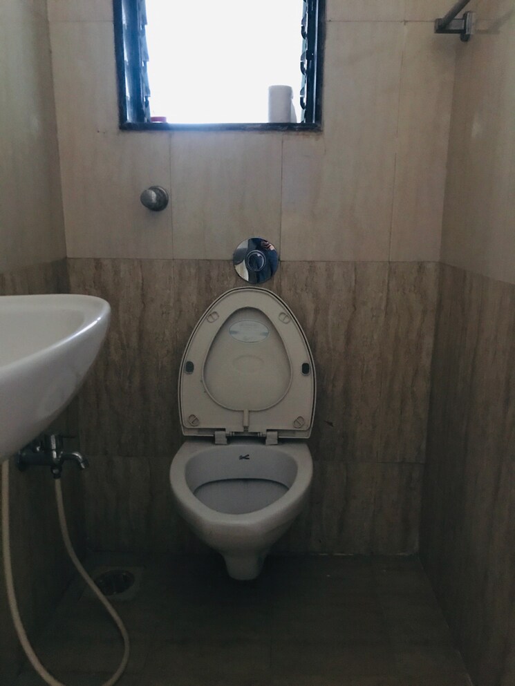 Bathroom, romell-empress 2 Bedroom 610 Sq.Ft. Apartment In Ic Colony Mumbai 7740668