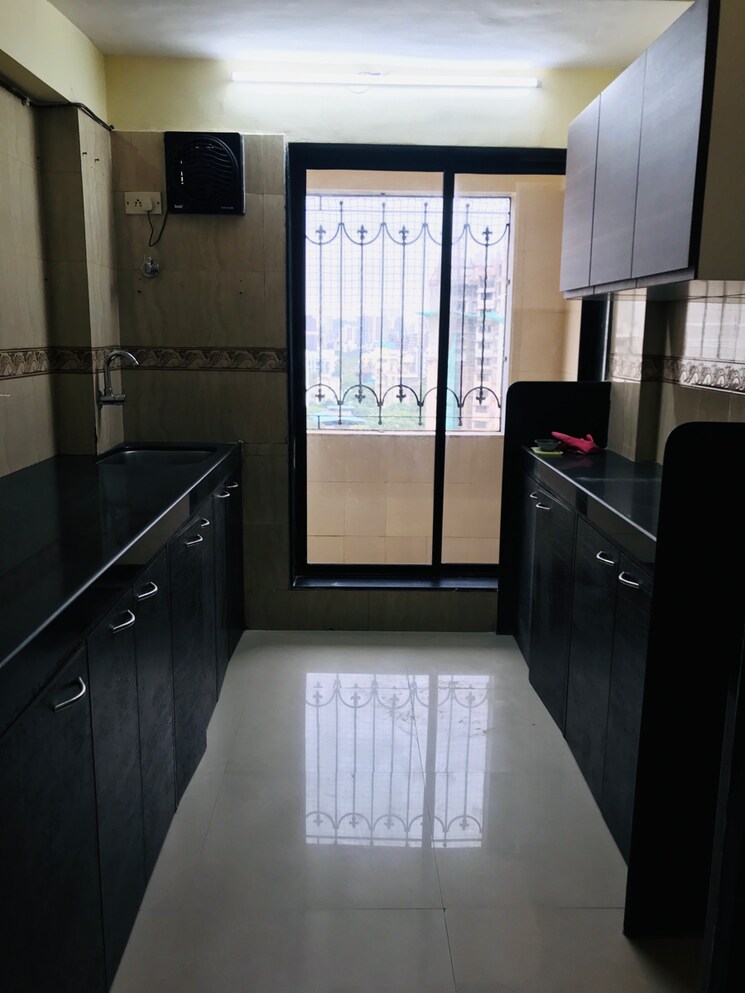Kitchen, romell-empress 2 Bedroom 610 Sq.Ft. Apartment In Ic Colony Mumbai 7740668